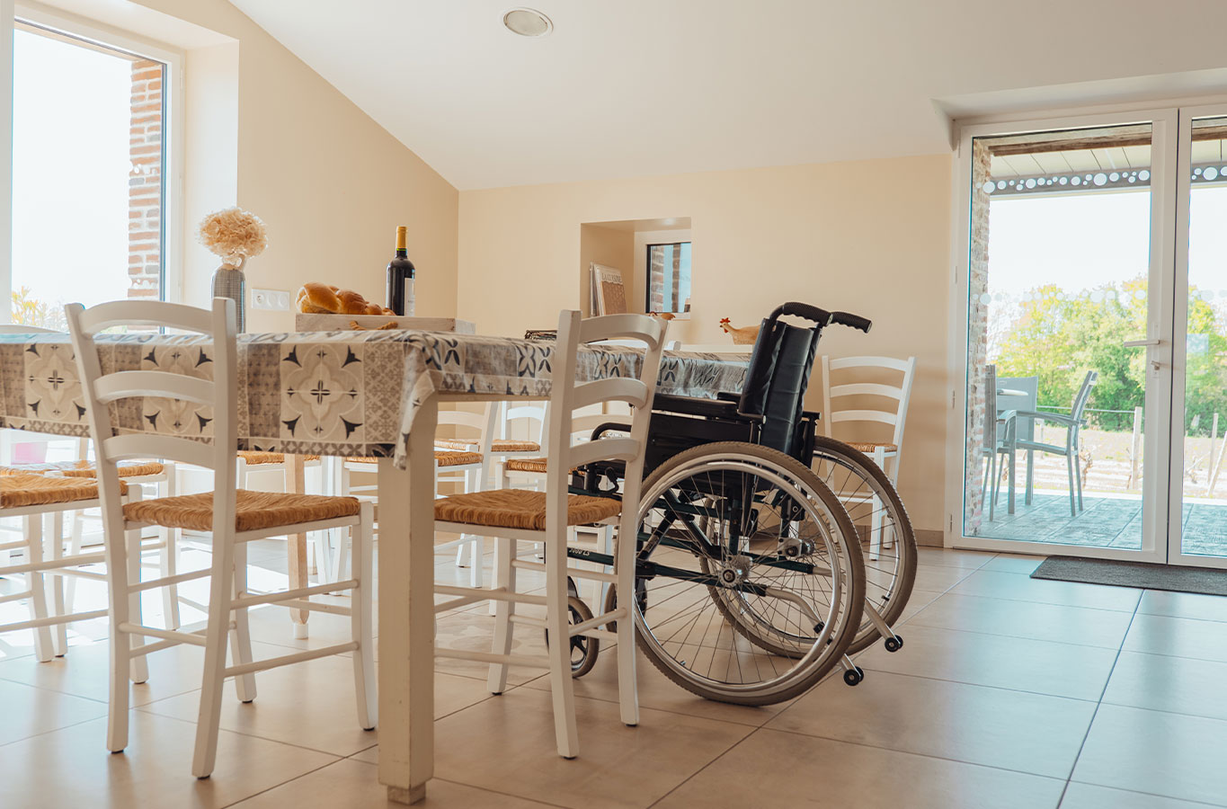 Cuisine accessible aux handicapés / PMR / fauteuil roulant du gîte Les clés du Chant Vendée